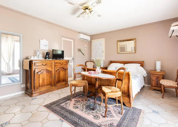 Chambre et table d'hôtes Villa Pomponette